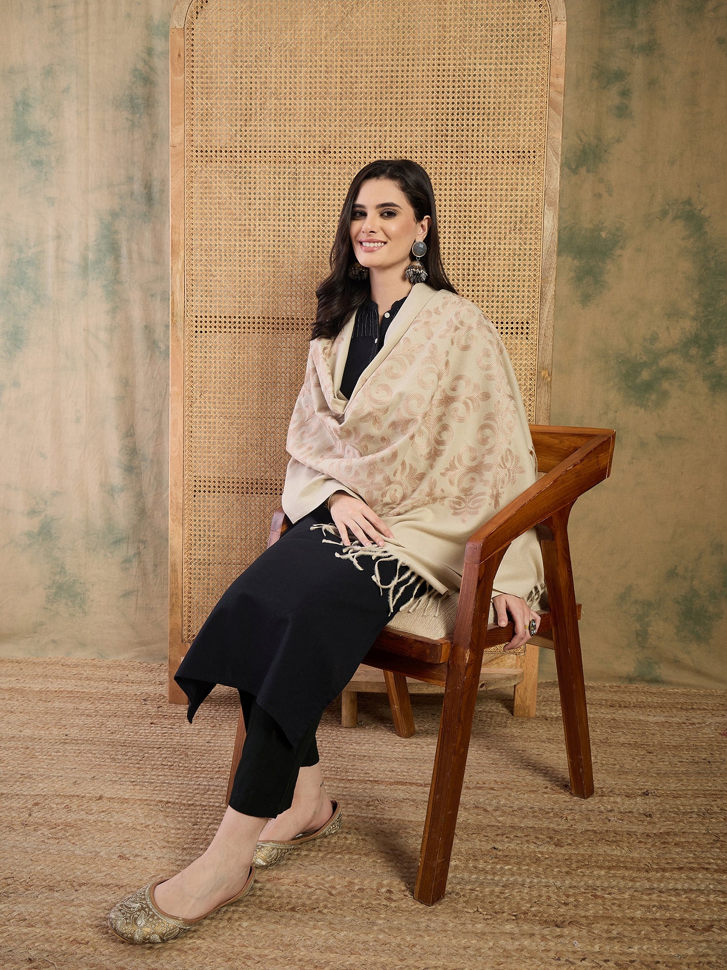 Offwhite Aari Work Shawl