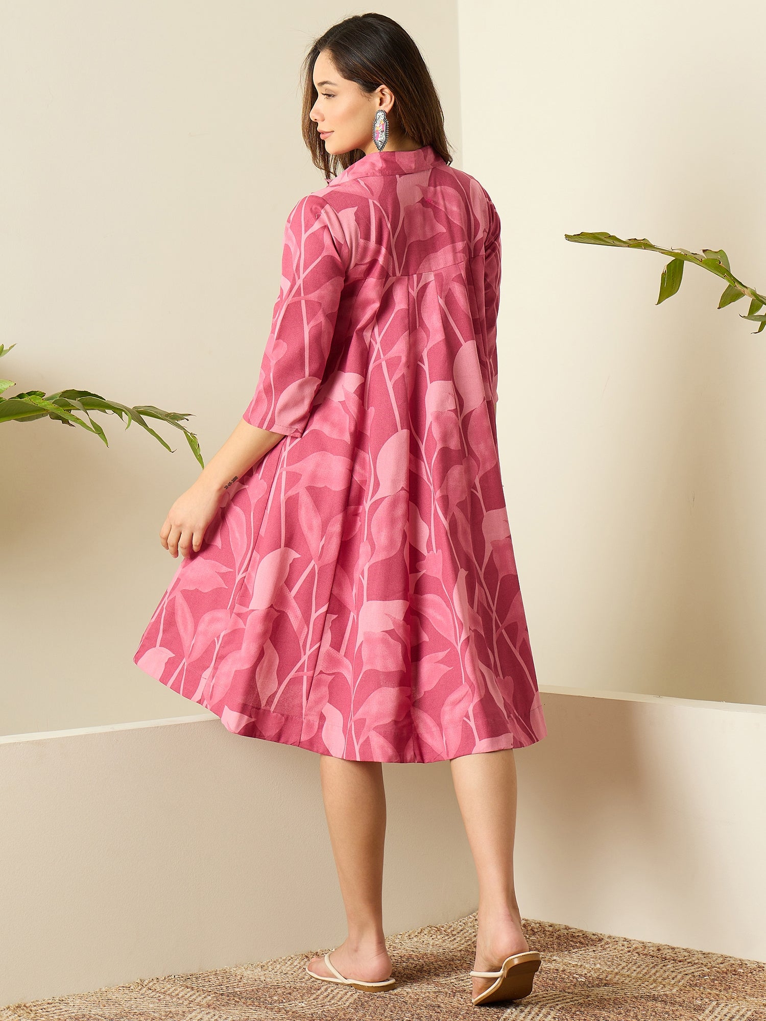 Dull Pink Leaf Print Flared Dress