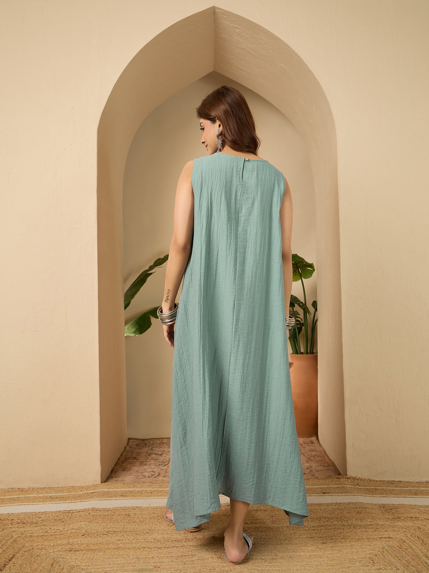 Sea Blue Round Neck Long Dress