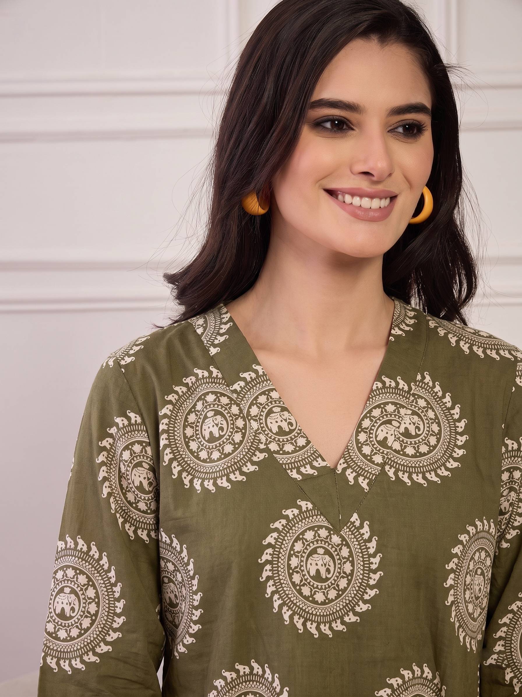Green Mandala Print V Neck Long Dress