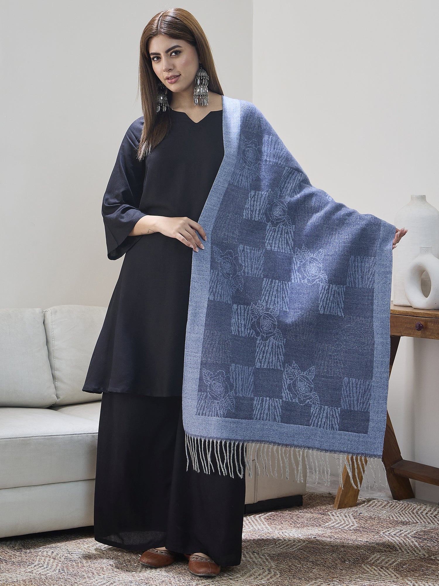 Stone Blue Thread Tassel Shawl