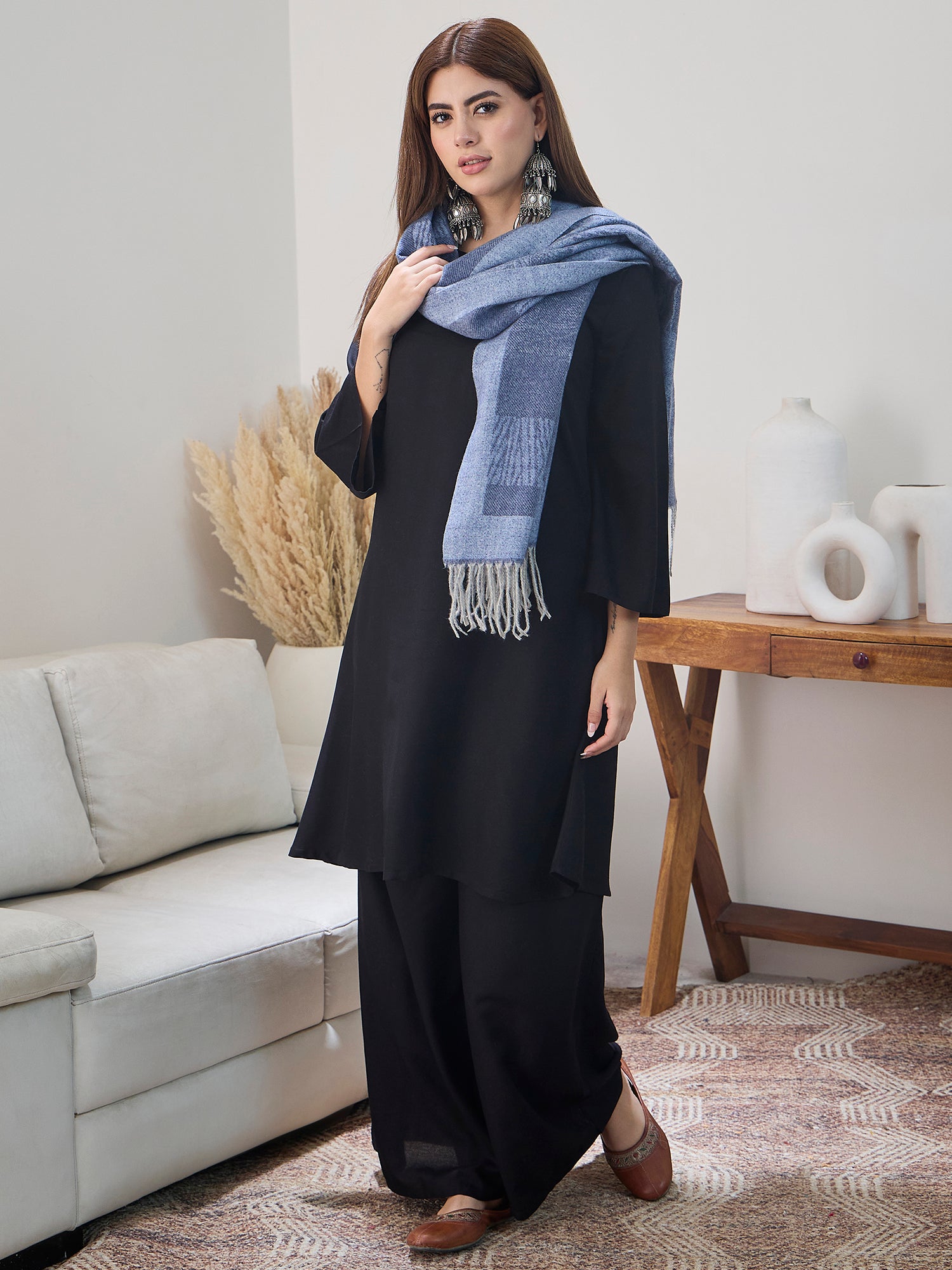 Stone Blue Thread Tassel Shawl