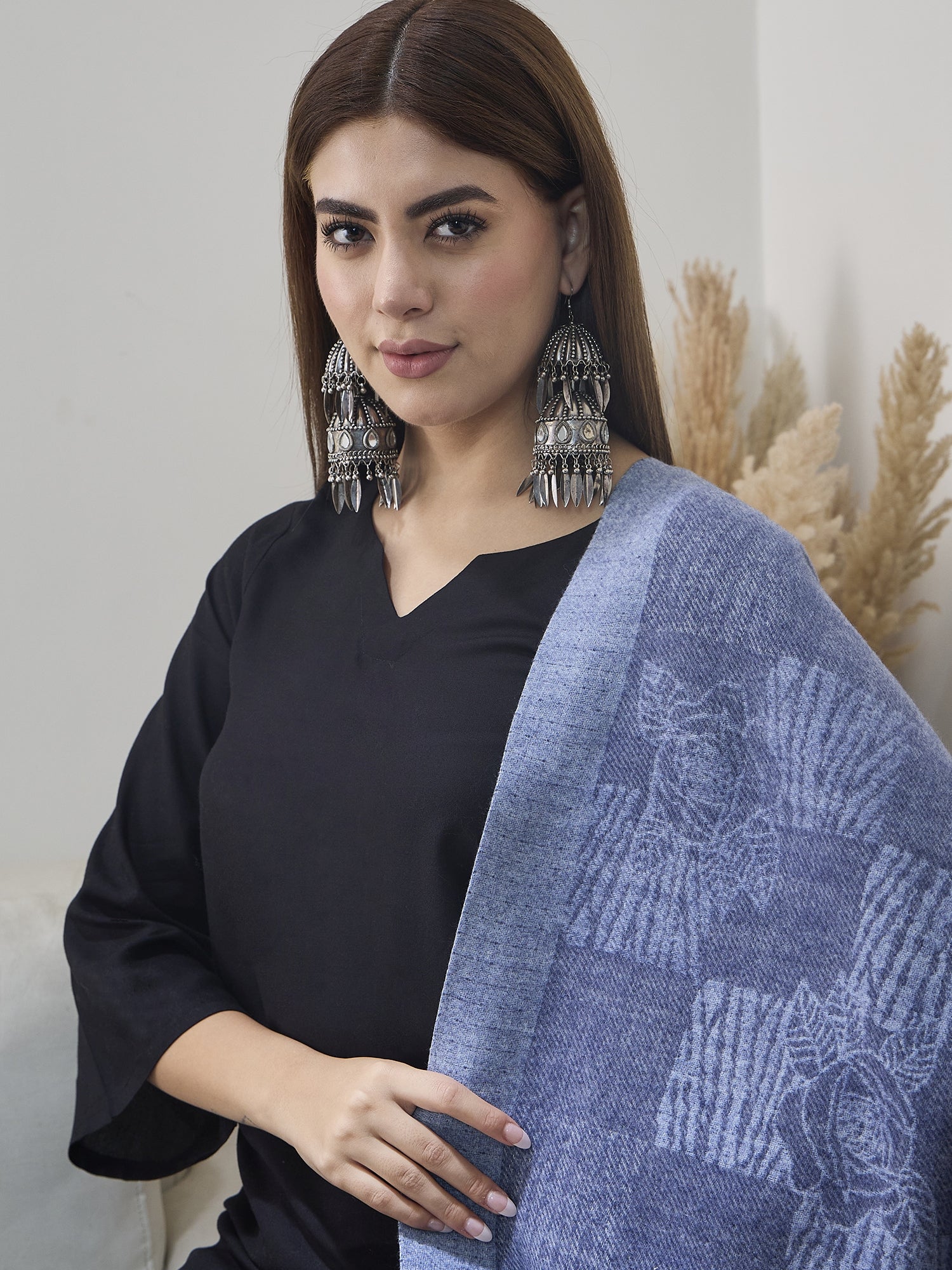 Stone Blue Thread Tassel Shawl