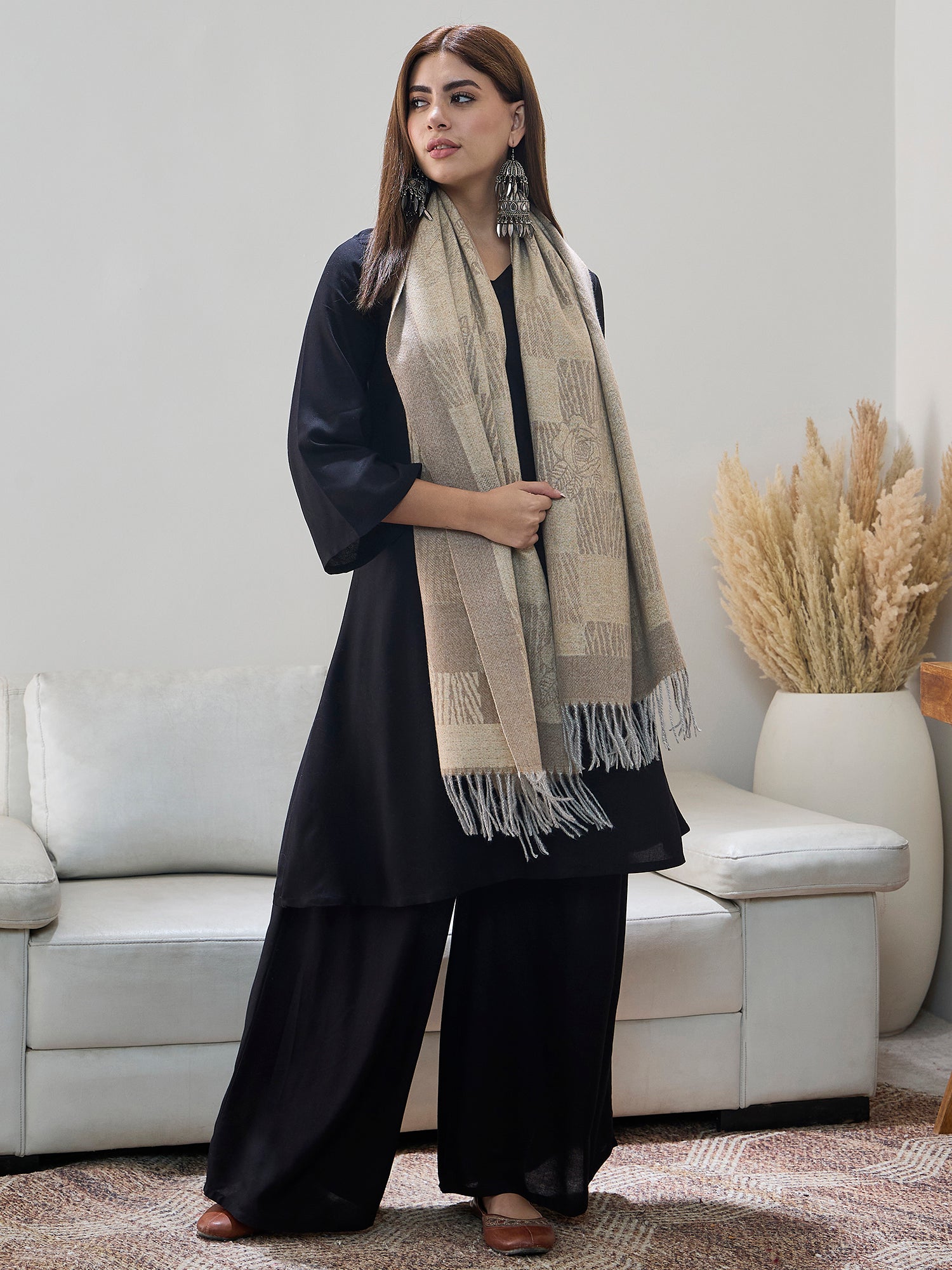 Beige Thread Tassel Shawl