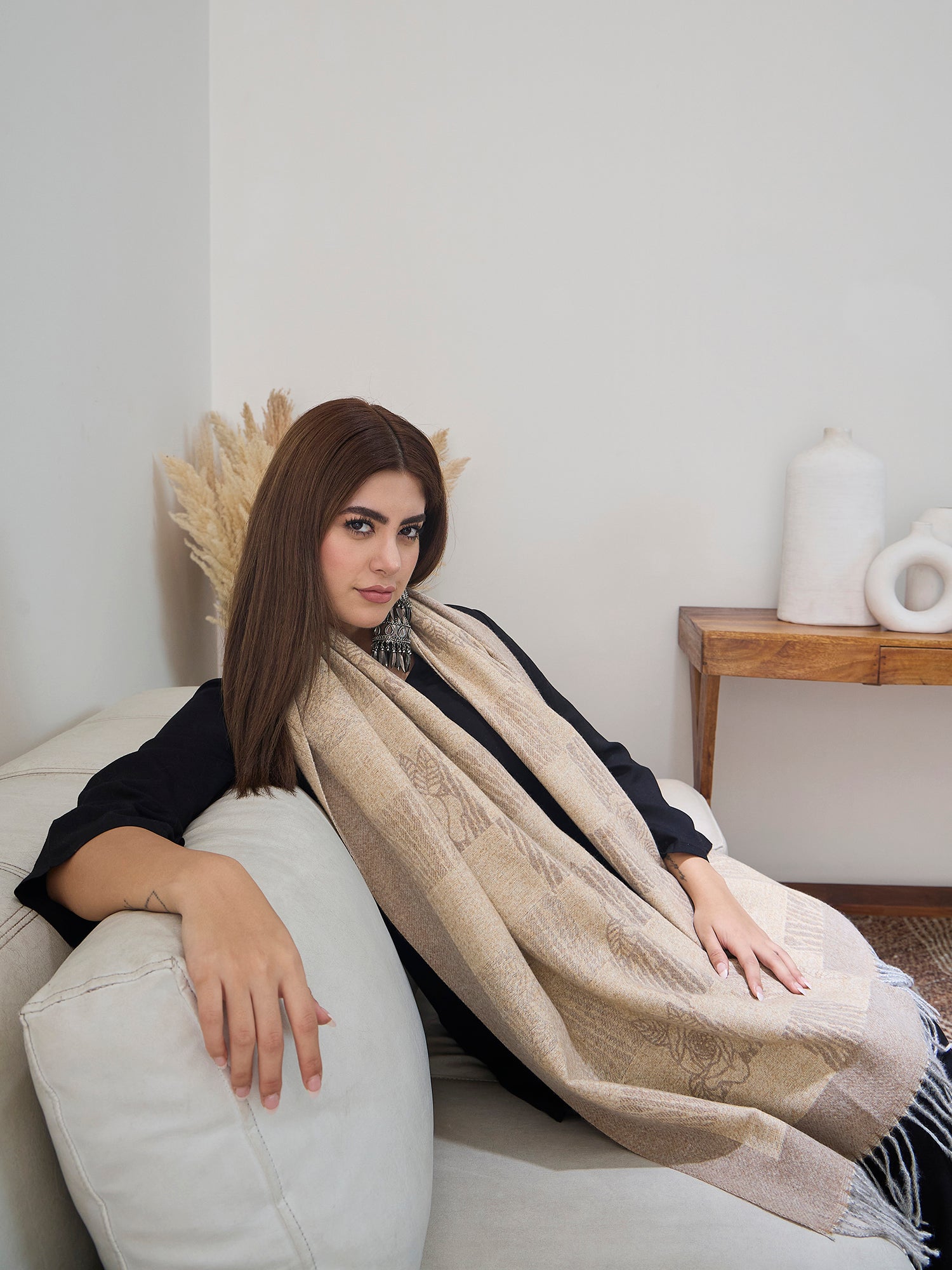 Beige Thread Tassel Shawl