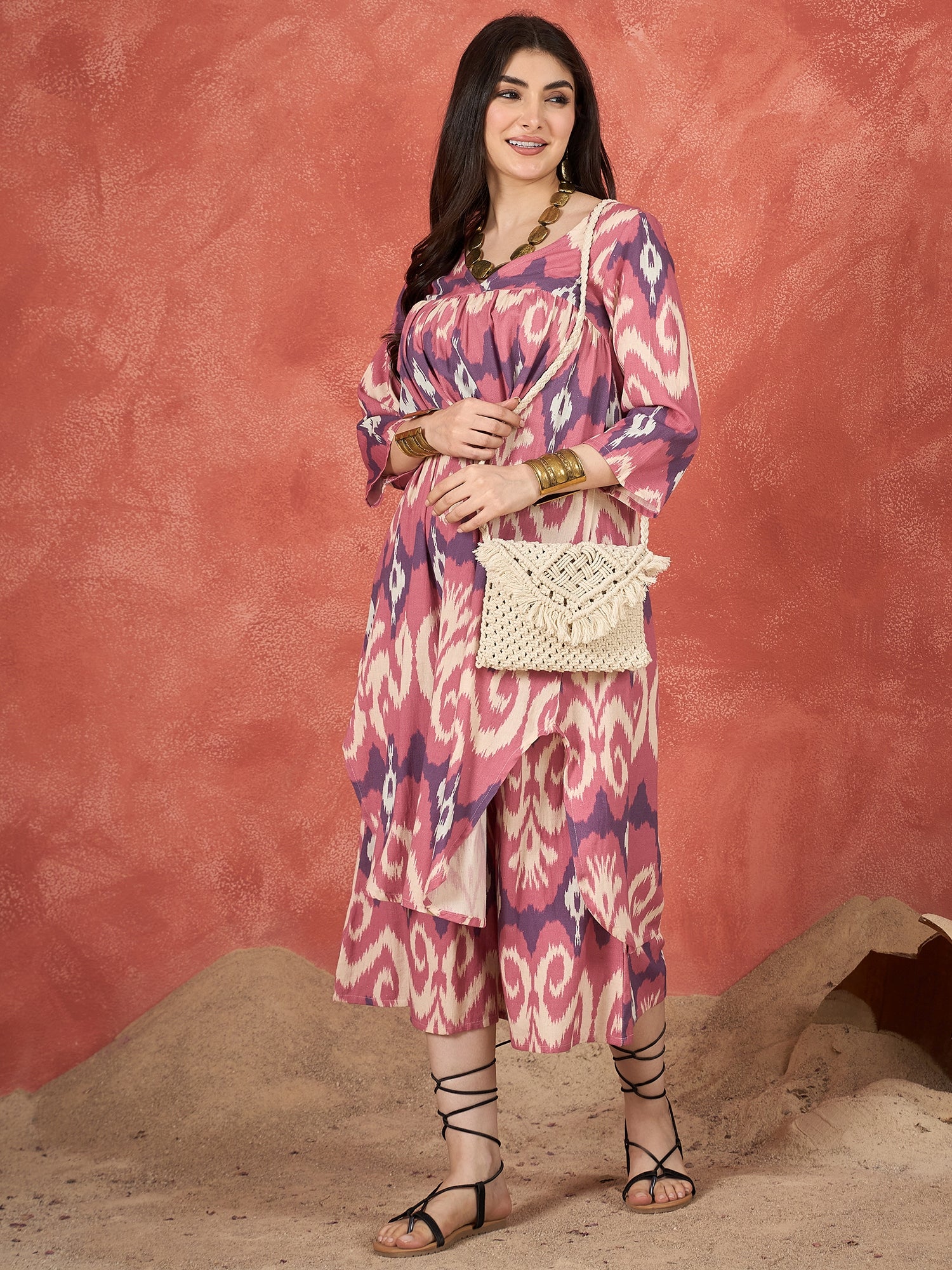 Dull Pink Ikkat Print V Neck Kurta Set