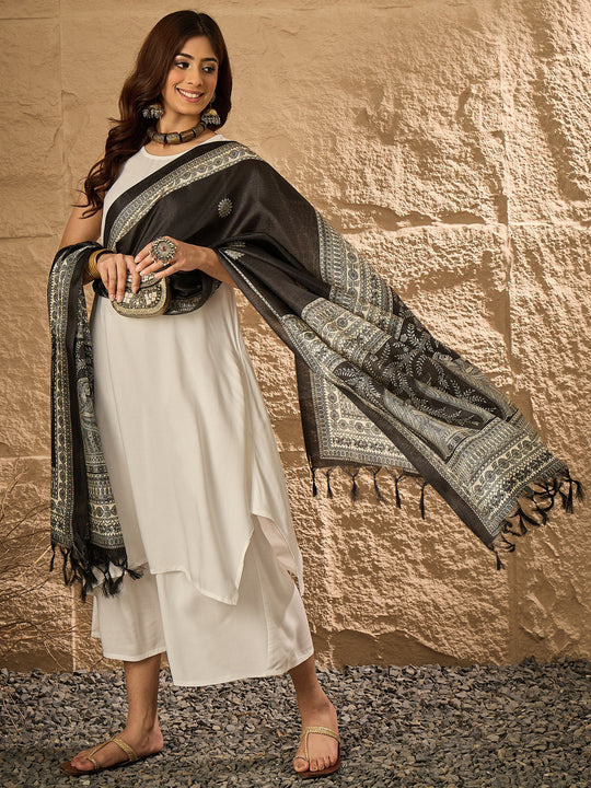 White R Neck Black White Dupatta Kurta Set
