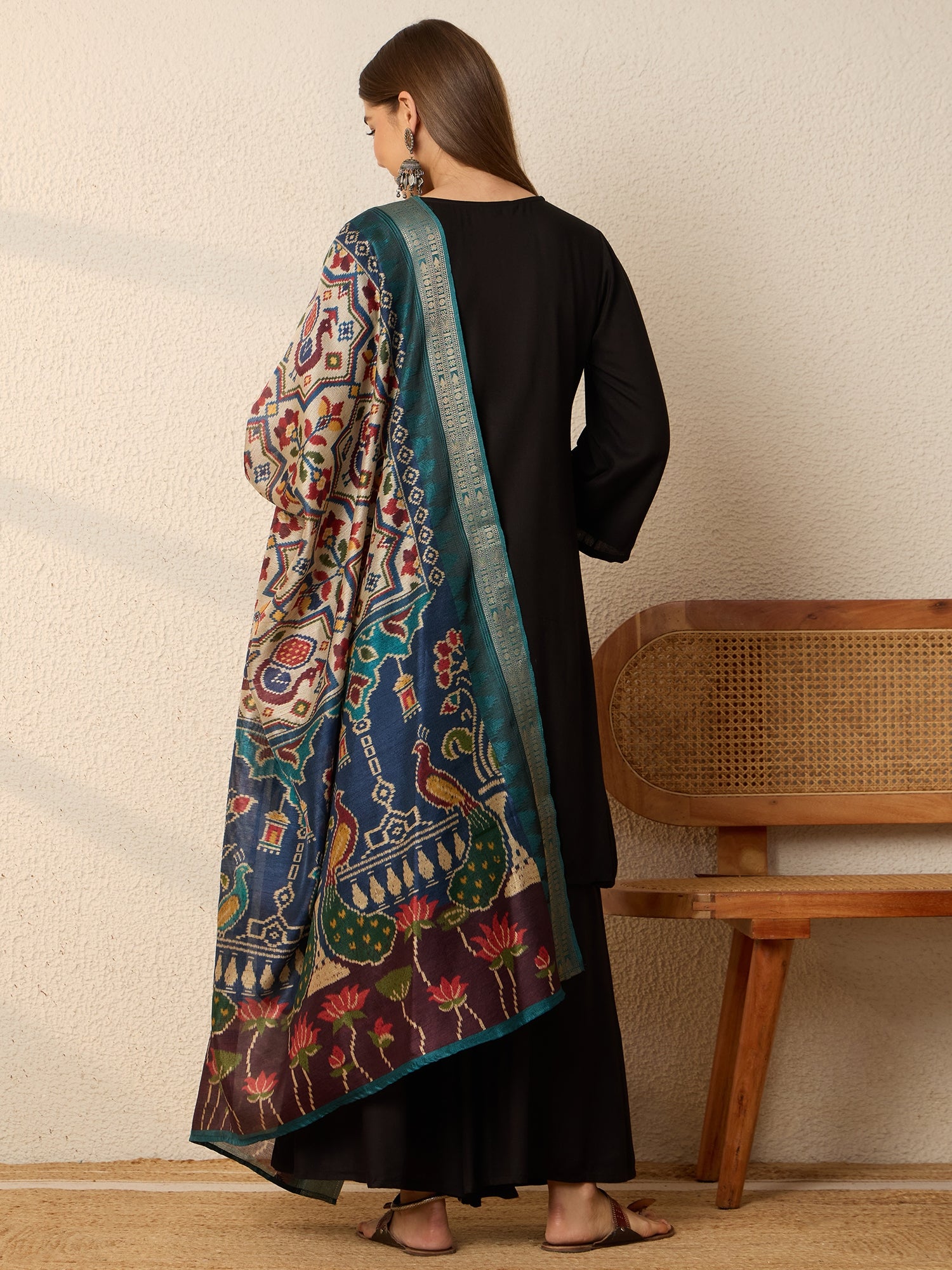 Black Kurta Set Vibrant Peacock Dupatta