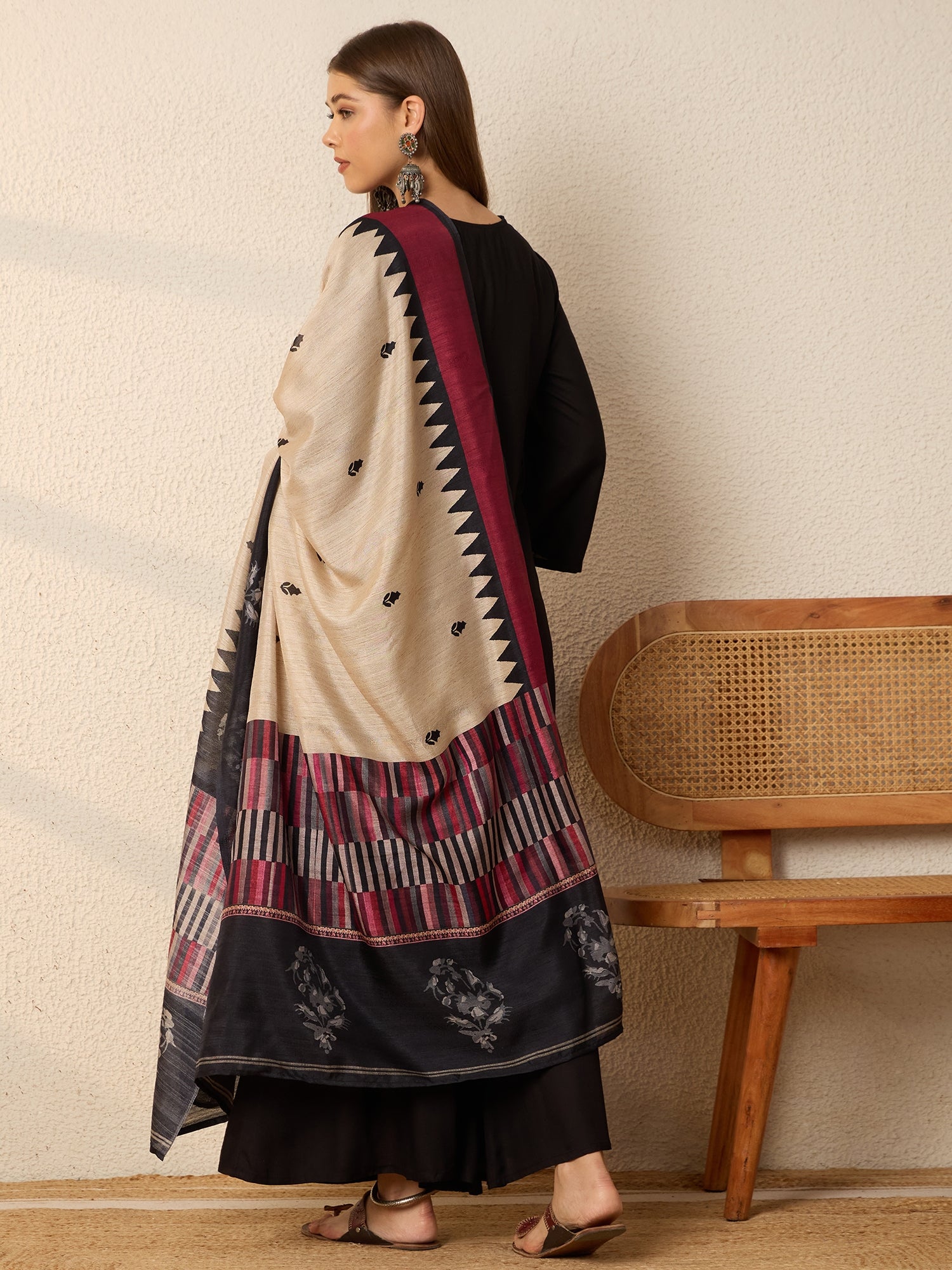 Black Kurta Set Crimson Chevron Dupatta