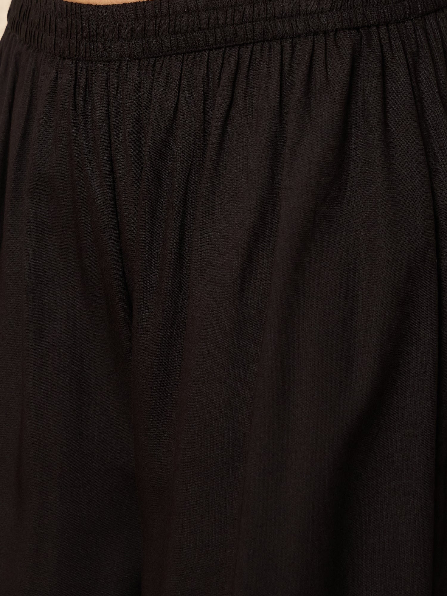 Black Kurta Set Crimson Chevron Dupatta