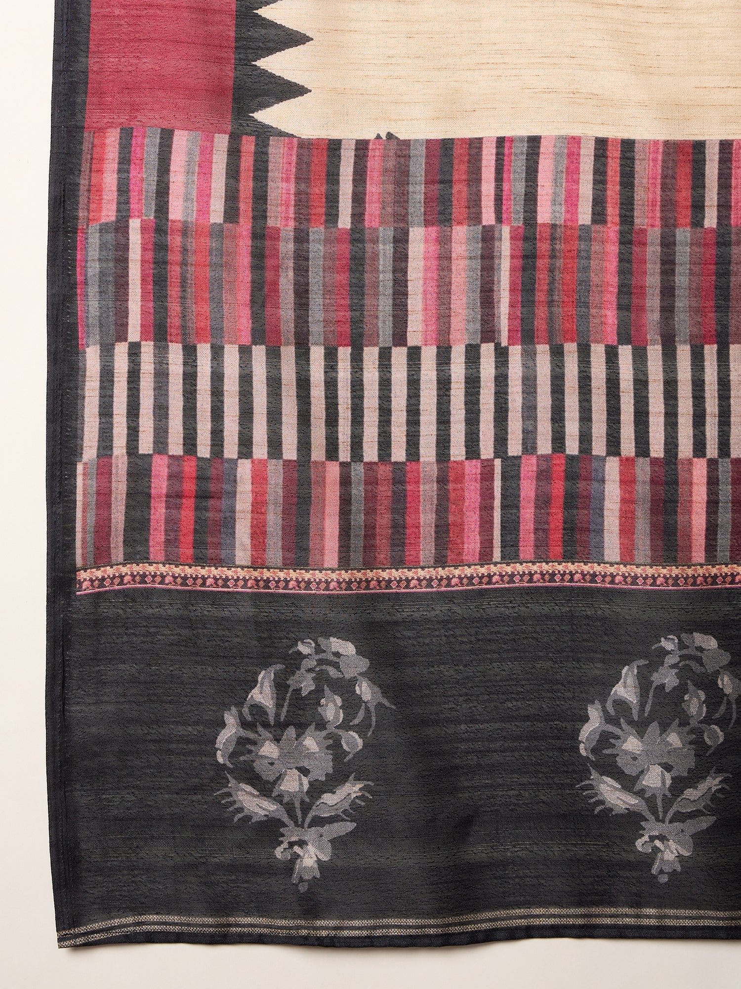 Black Kurta Set Crimson Chevron Dupatta