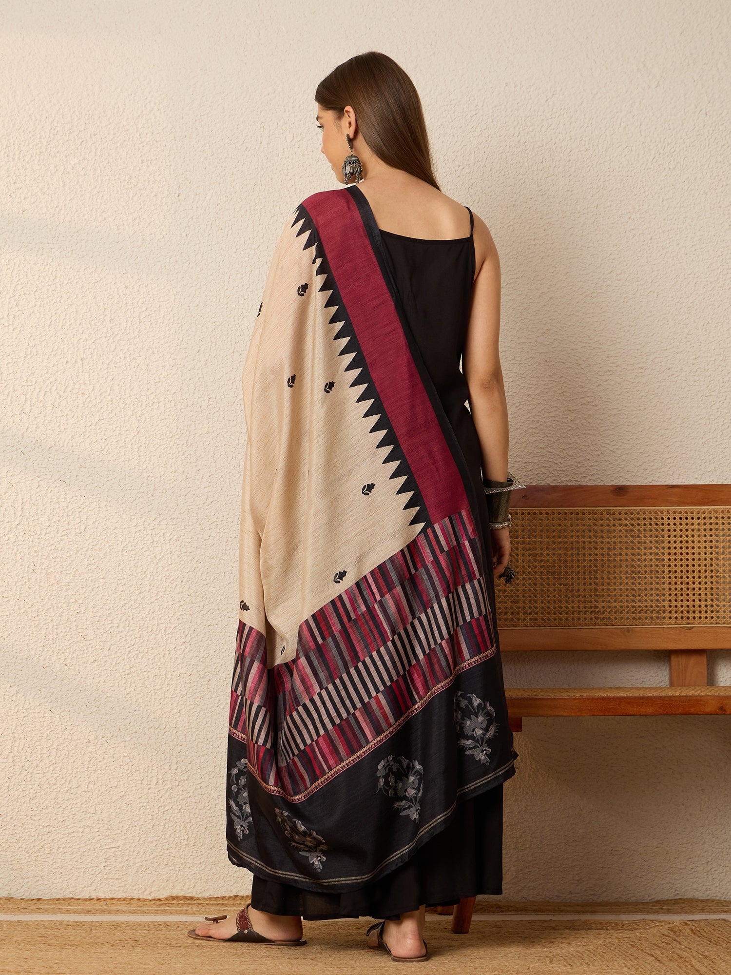 Black Kurta Set Crimson Chevron Dupatta