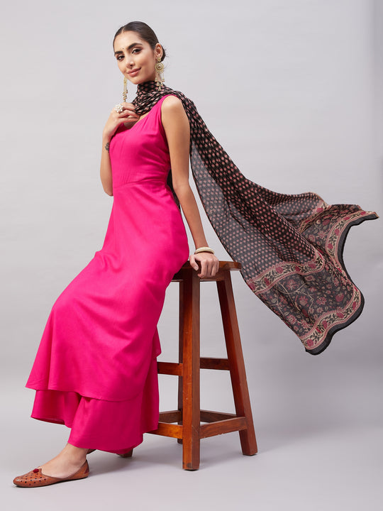 Fuchsia Sleeveless Kurta Set W Black Pink Ethnic Dupatta