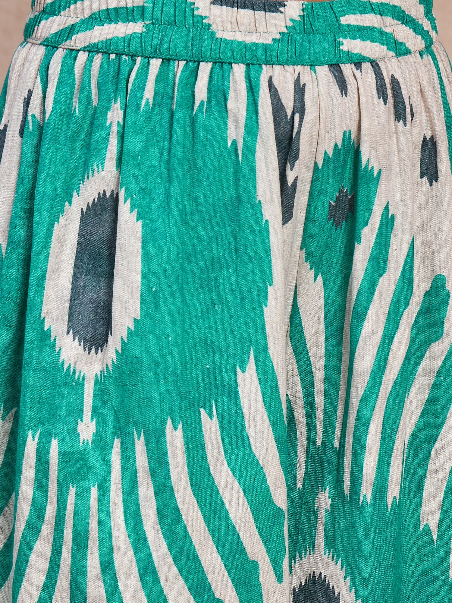 Sea Green White Ikkat Print V Neck Kurta Set