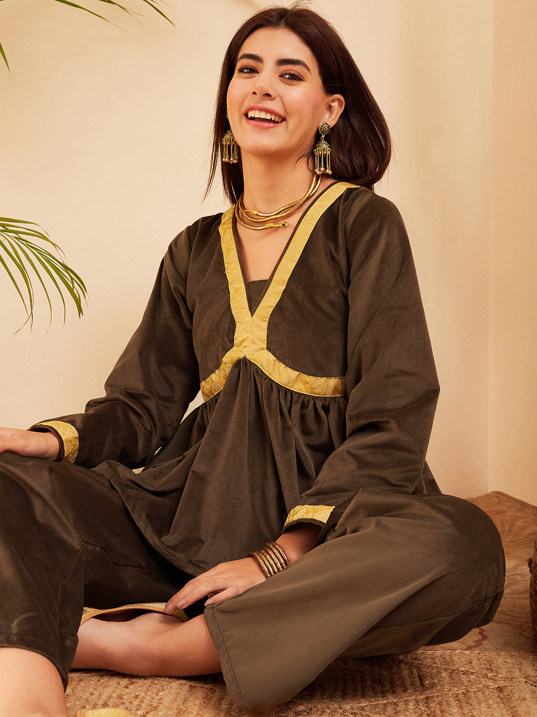 Brown Mughal Shaan Style Velvet Short Kurta Set