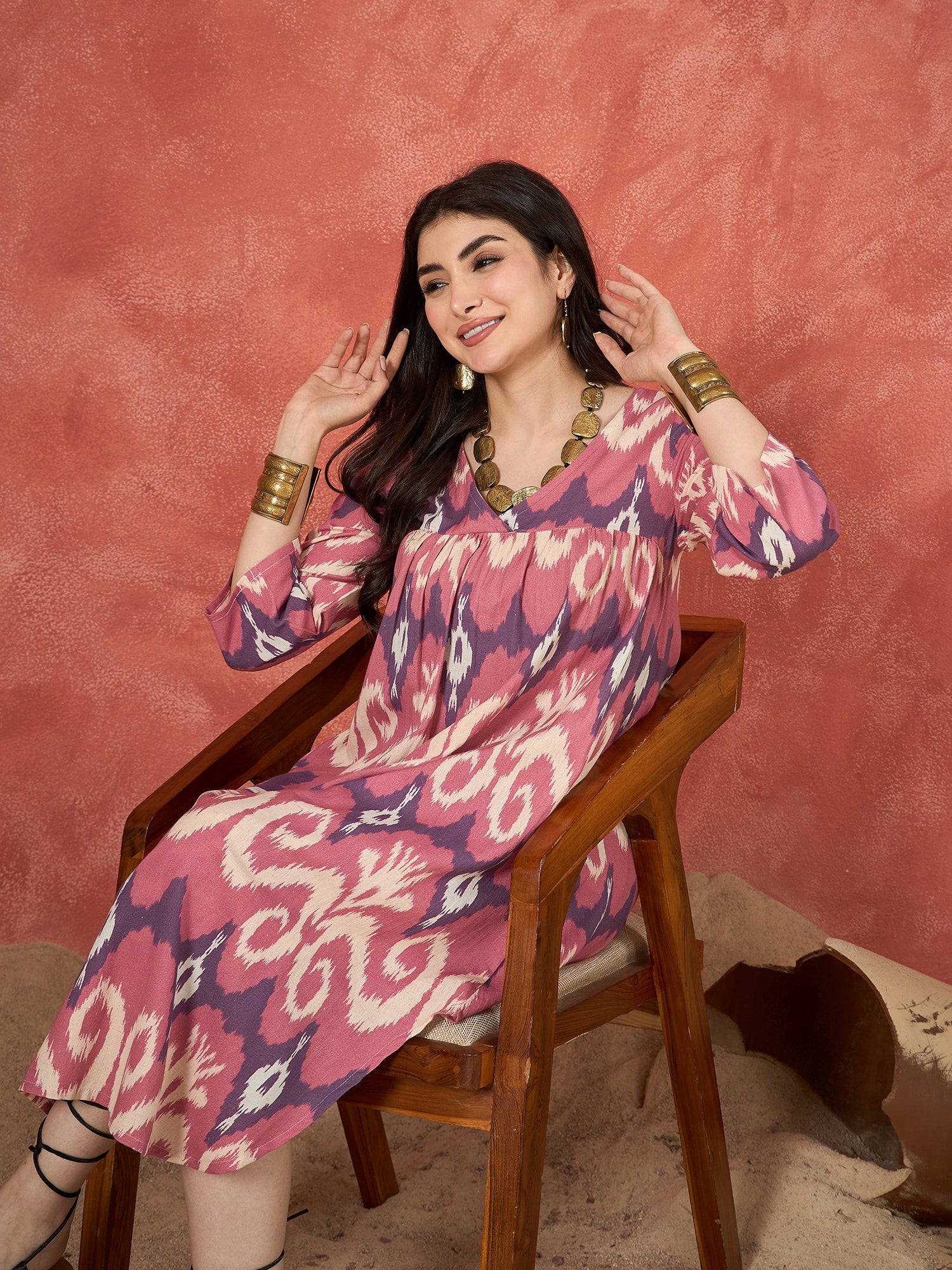 Dull Pink Ikkat Print V Neck Kurta Set