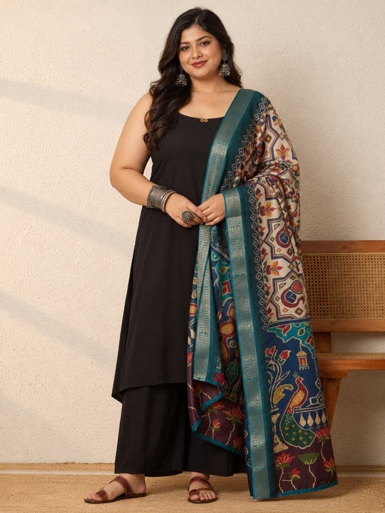 Black Kurta Set Vibrant Peacock Dupatta