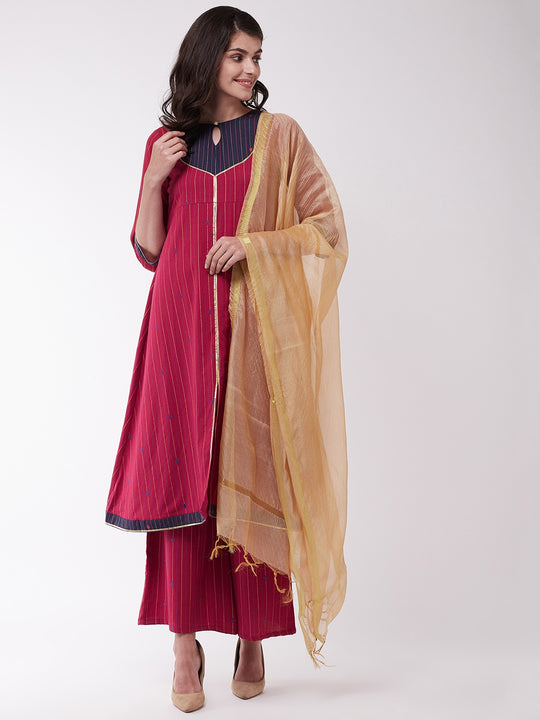 Royalty Personified In Maroon Kurta Set