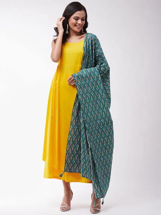 Yellow Strappy Kurta Plazzo Set With Green Kantha Dupatta