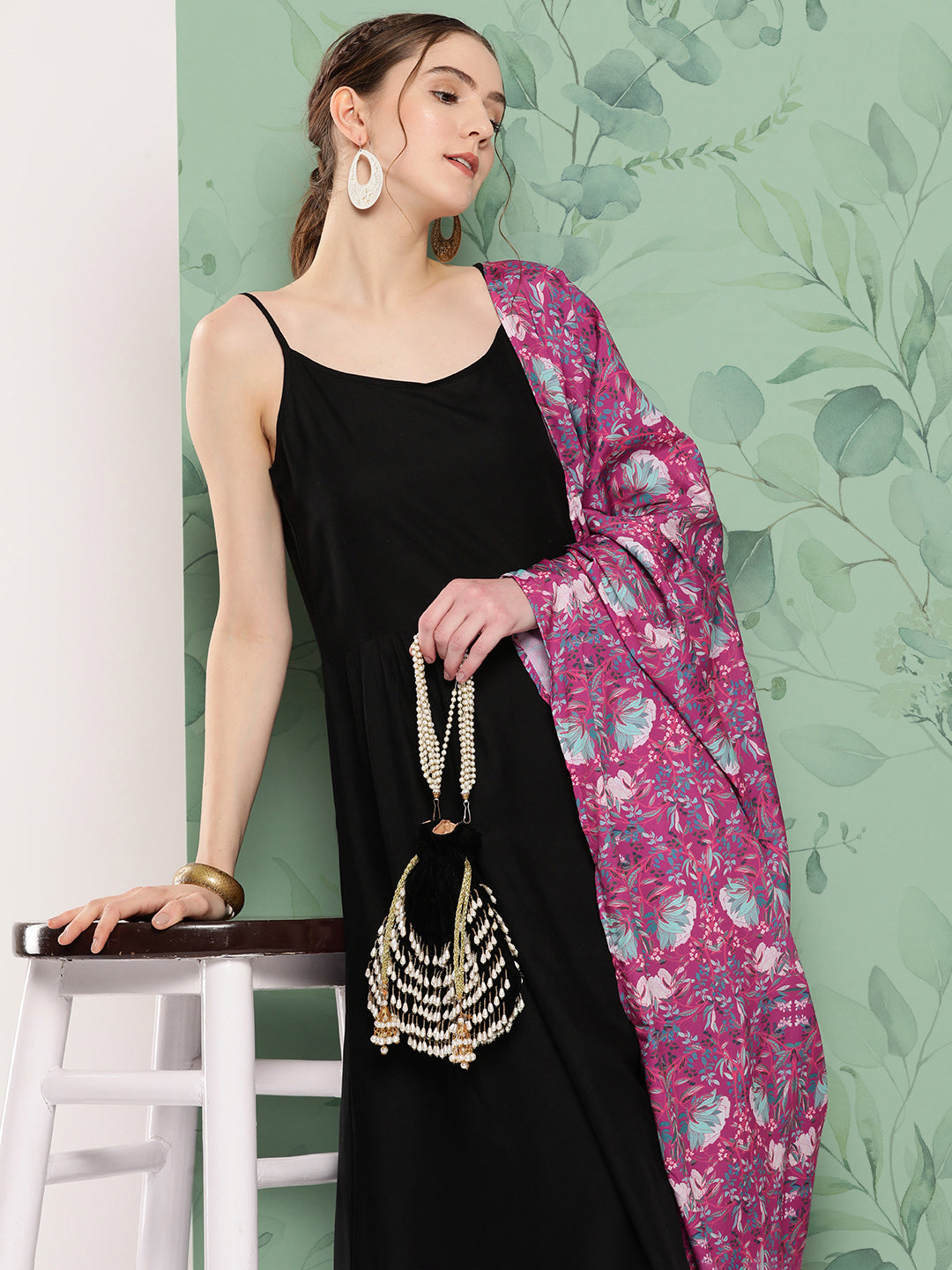 Black Strappy Set W Magenta Camelia Cr Dupatta