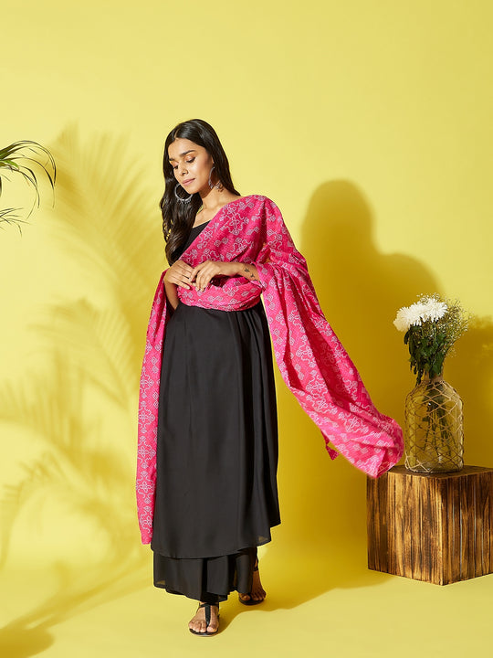 Black Strappy Kurta Palazzo Set With Pink Bandhini Dupatta