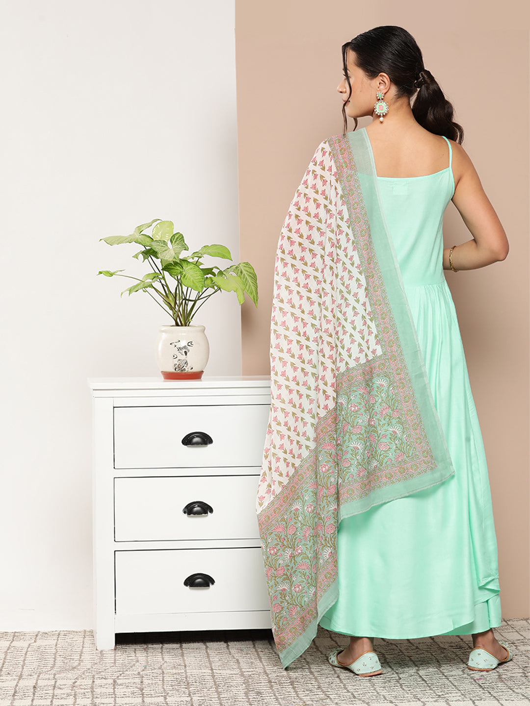 Sky Blue Ray Strappy Set With Blue Printed Border Cotton Dupatta