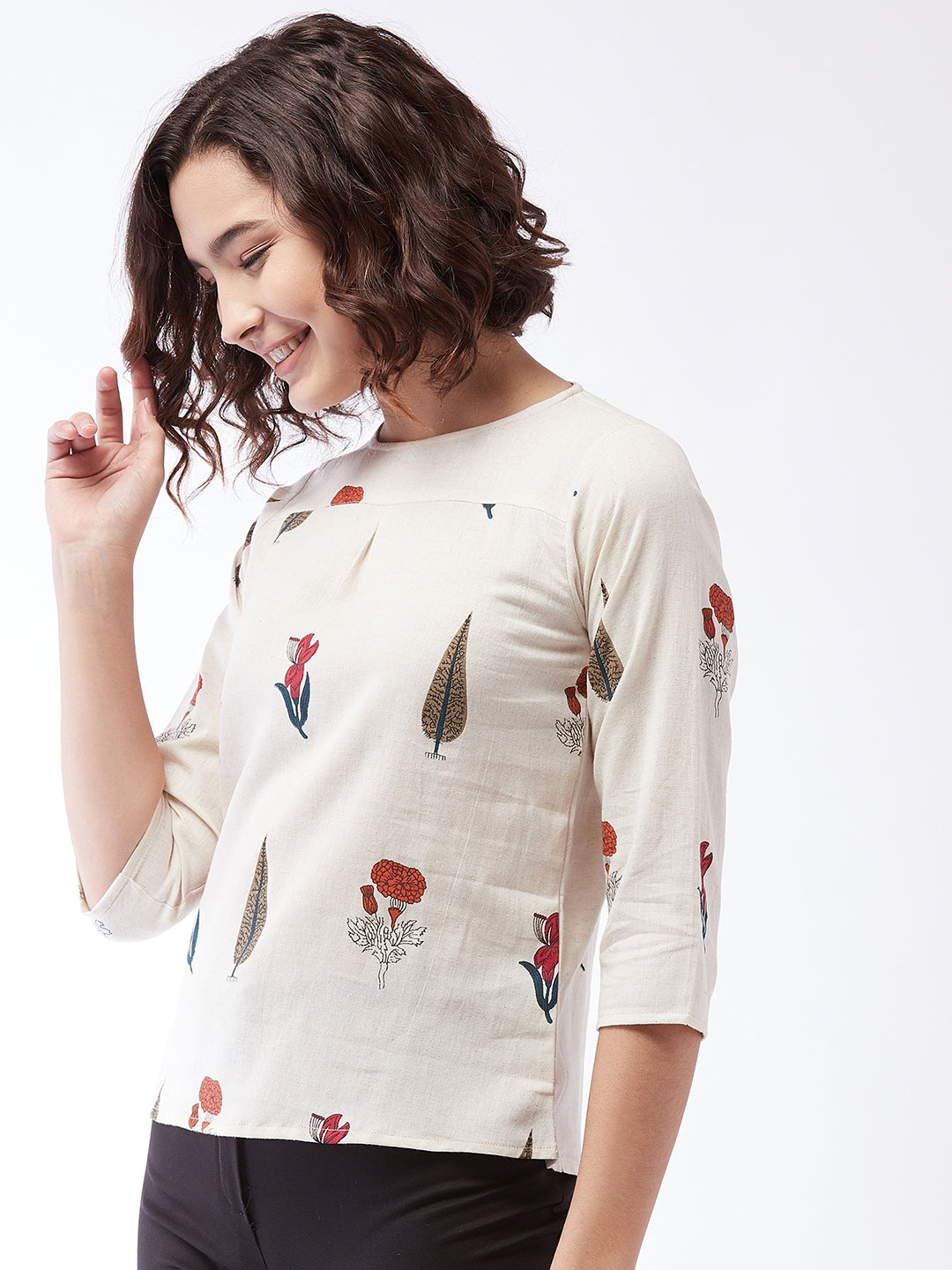 Muria Groovy Top For Teens