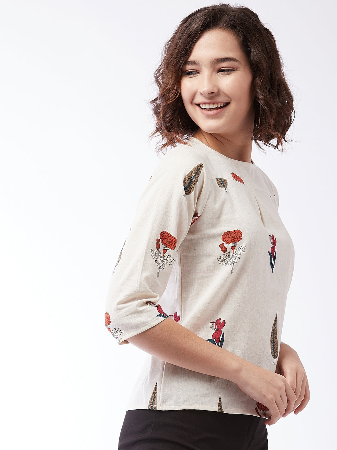 Muria Groovy Top For Teens