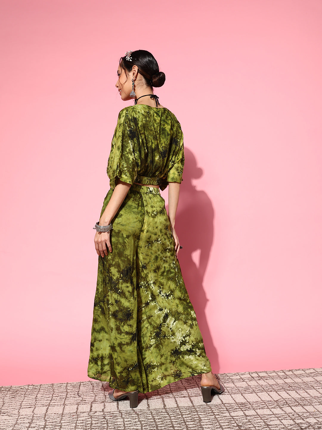 Olive Tie And Dye New Neckline Top Culottes Set