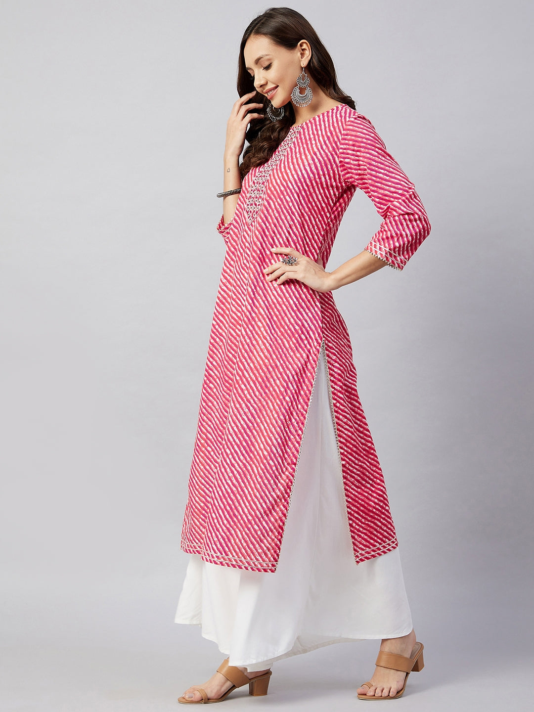 Red Lehriya Work Straight Kurta