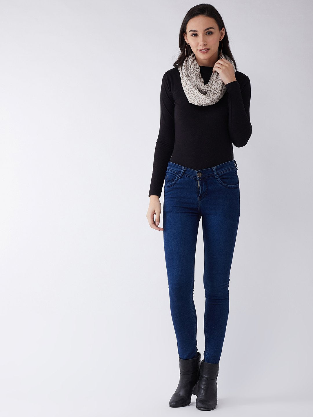 Off White Infinity Scarf
