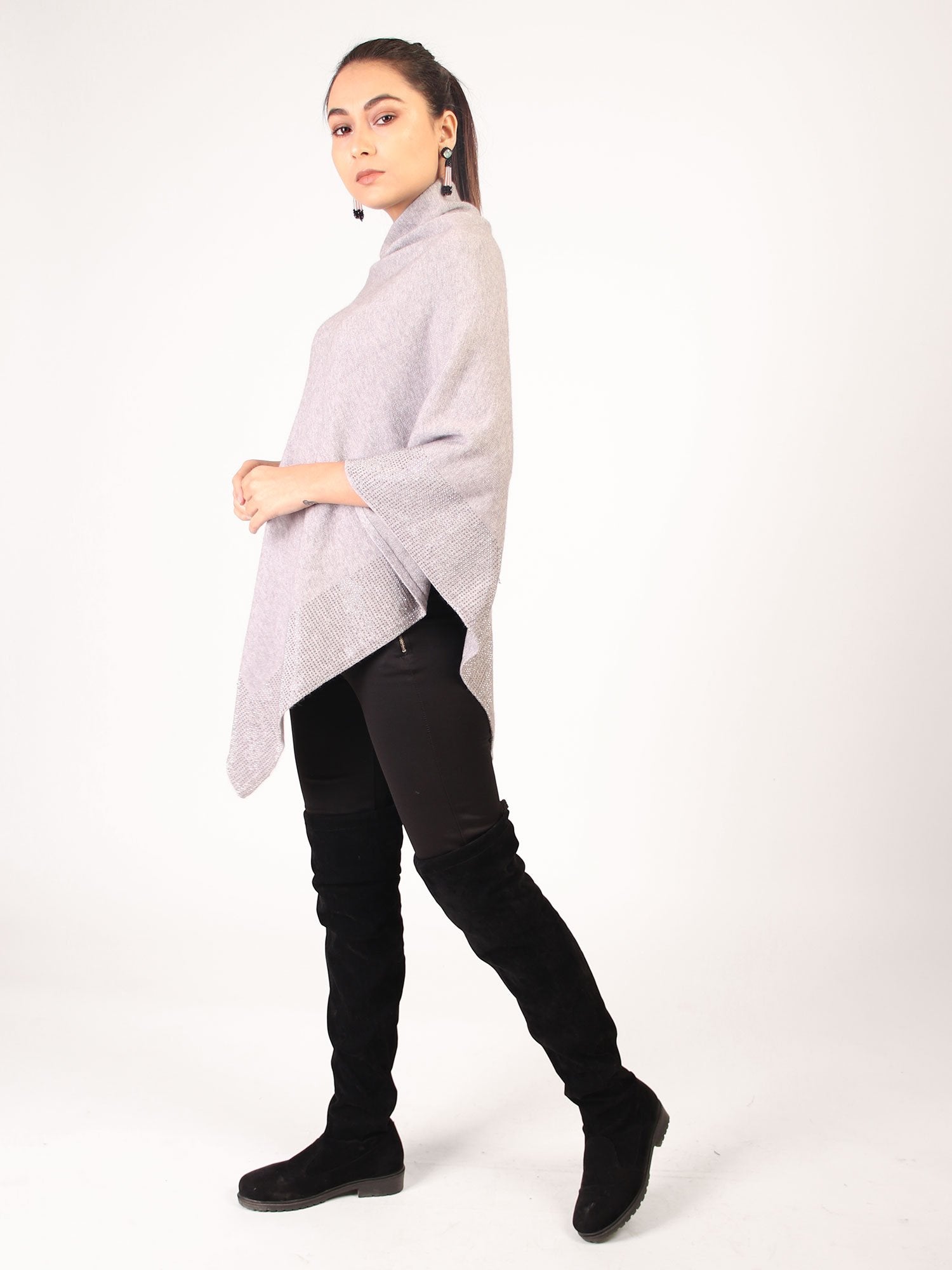 Poncho With Shimmer Grey