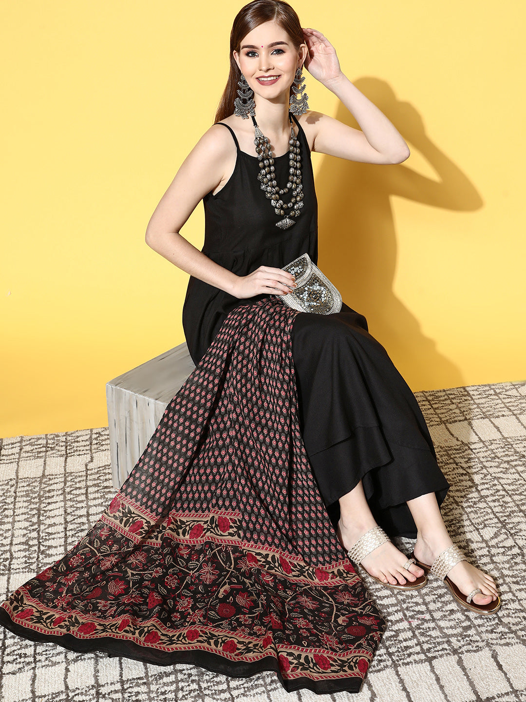 Strappy Set With Black Pink Ethnic Print Cotton Dupatta
