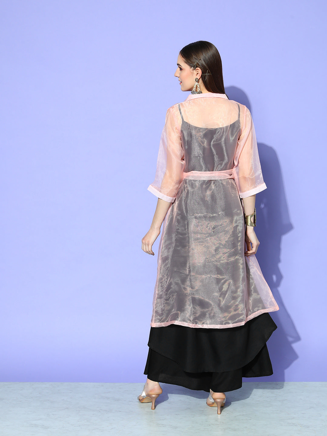 BLACK STRAPPY KURTA SET WITH PEACH ORGANZA CAPE
