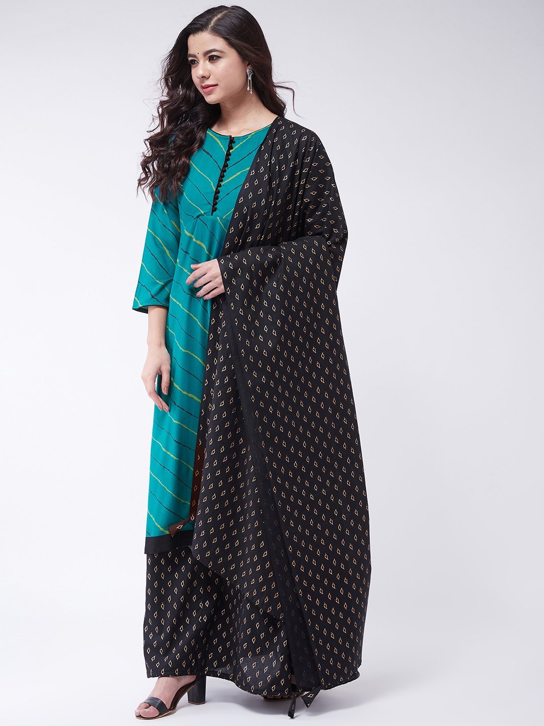 Green Lehriya Skirt Set With Dupatta