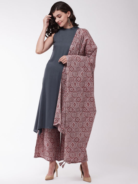 Grey And Maroon Halter Kurta Set