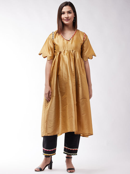 Golden And Black Wavy Sleeves Gota Kurta Set