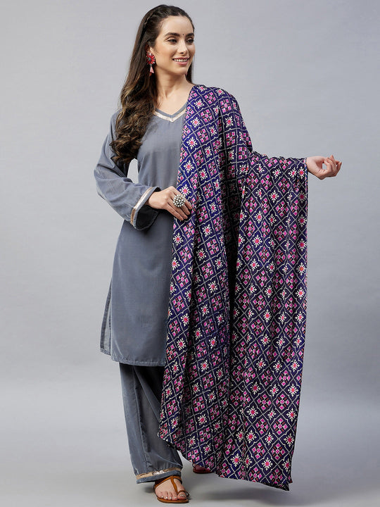 Grey Velvet Kurta Set With Blue Patola Fosilk Dupatta