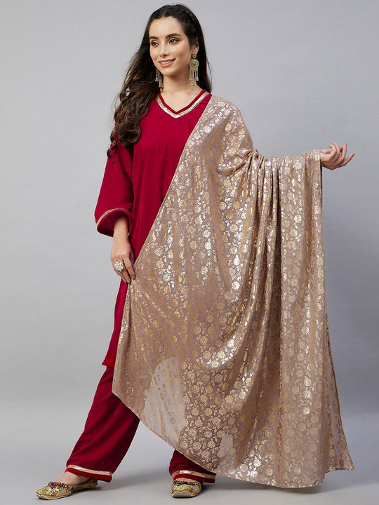 Maroon Velvet Kurta Set With Grey Rose Print Georgette Dupatta