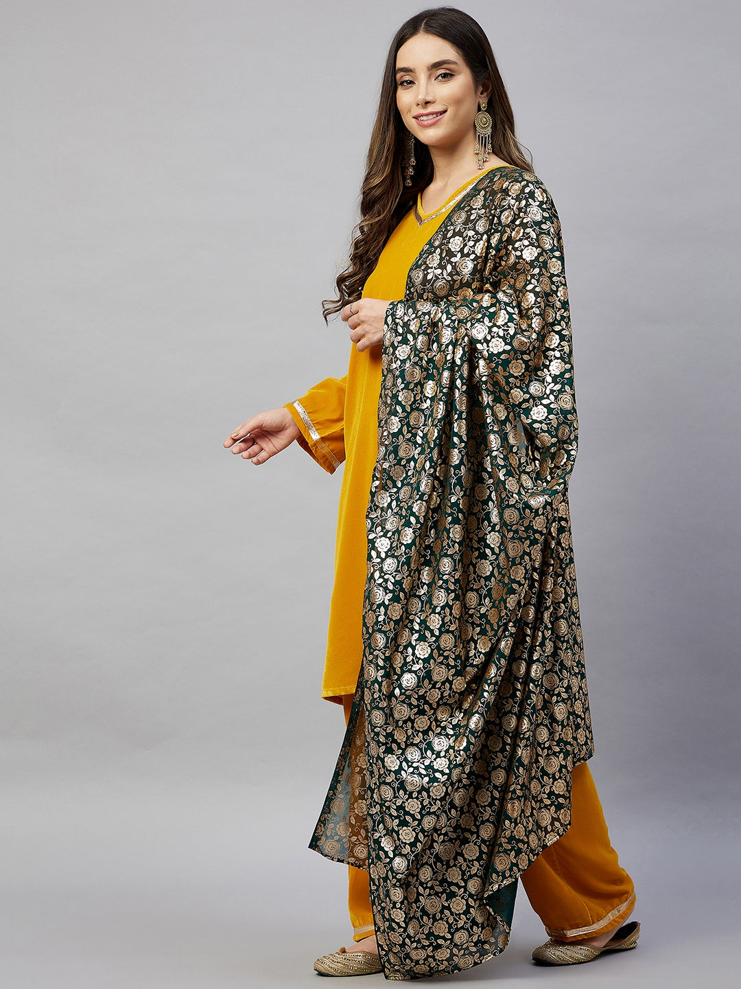 Mustard Velvet Kurta Set With Green Rose Georgette Dupatta