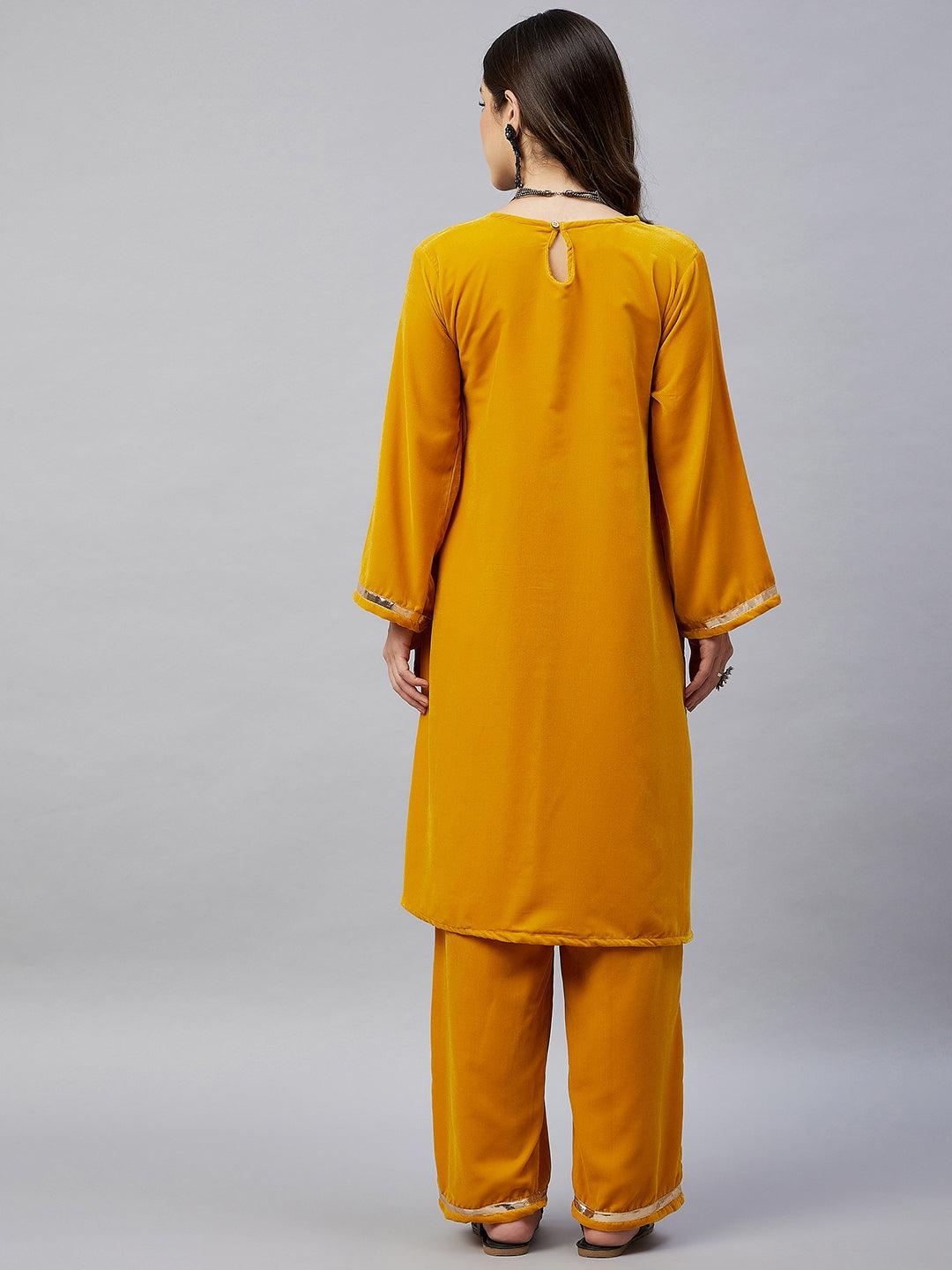 Mustard Velvet Kurta Set With Green Rose Georgette Dupatta