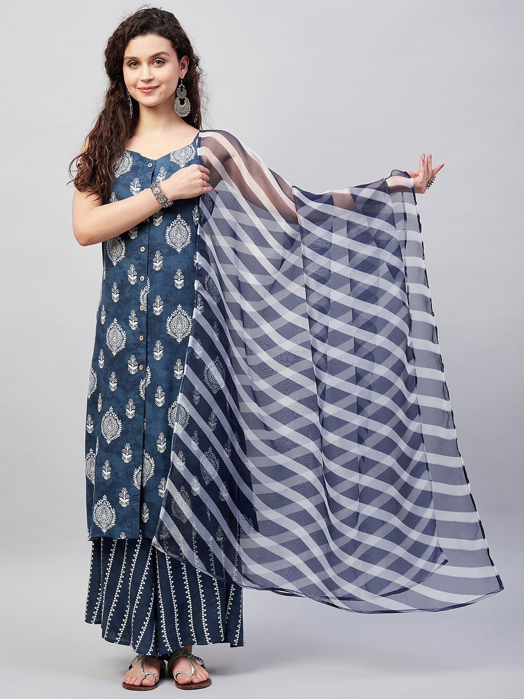 Blue White Porcelien Spaghetti Kurta Set W Navy Le dupatta