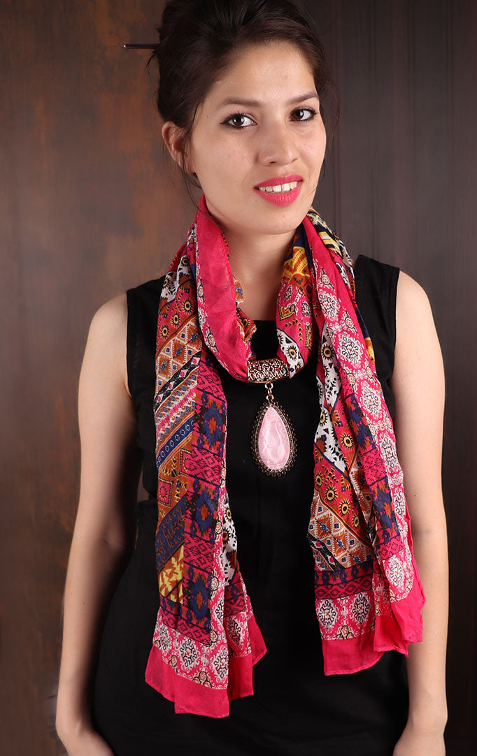 Pink Printed Scarf with Drop-shaped Pendant