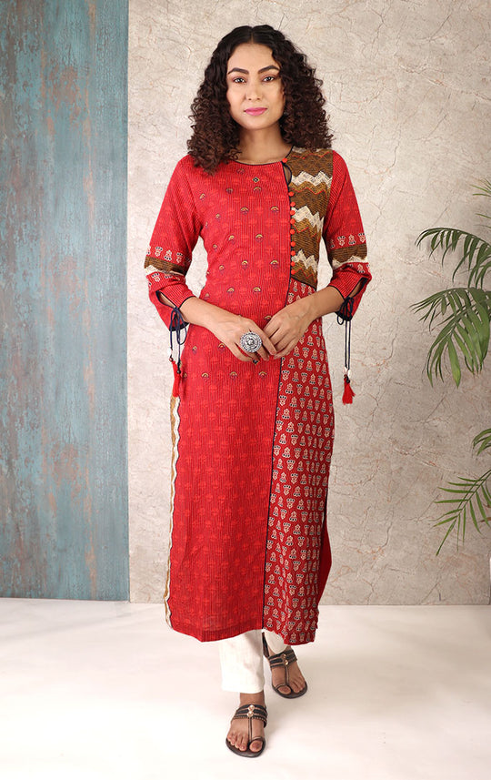 A Perky Red Kurta with Three Quarter Sleeve